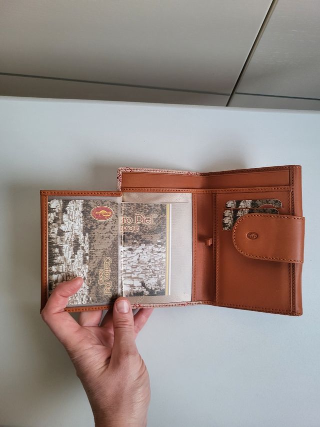 Cartera nueva sin entrenar