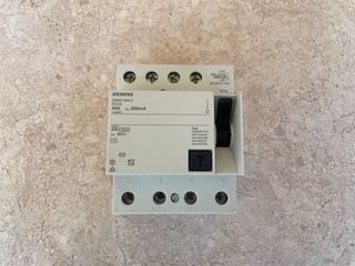 Interruptor diferencial SIEMENS NUEVO