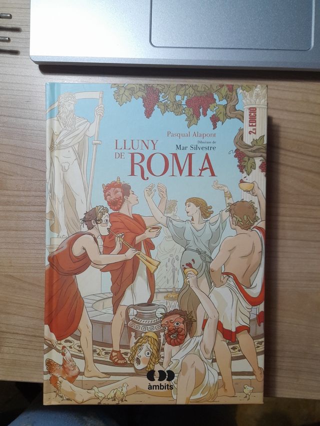 9 libros en valenciano