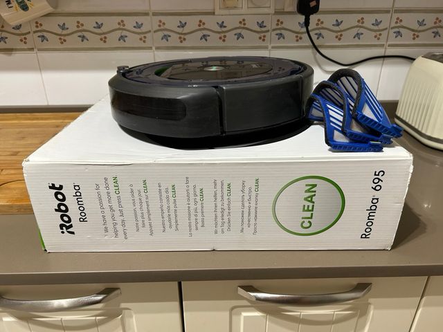Robot aspirador iRobot Roomba 695