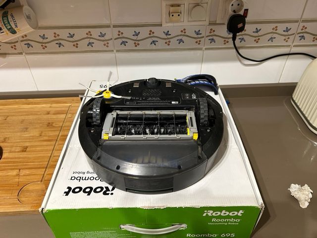 Robot aspirador iRobot Roomba 695