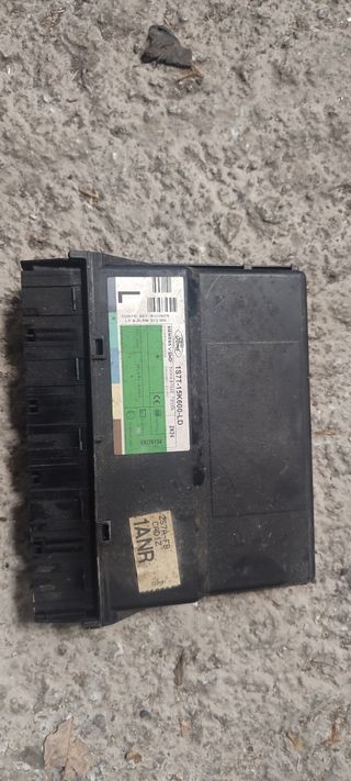 Centralita ecu Ford Mondeo st 220 de 5 y 6 velocid