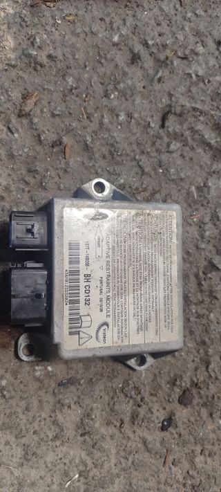 Centralita ecu Ford Mondeo st 220 de 5 y 6 velocid
