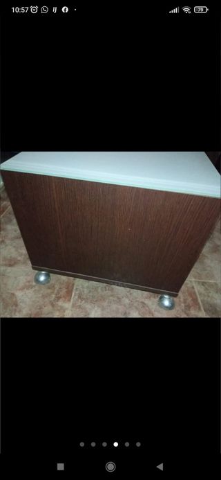 Mesa auxiliar 