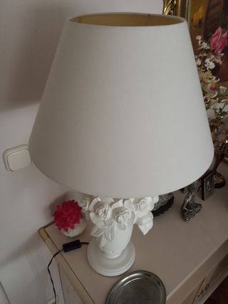 Lampara antigua de madera