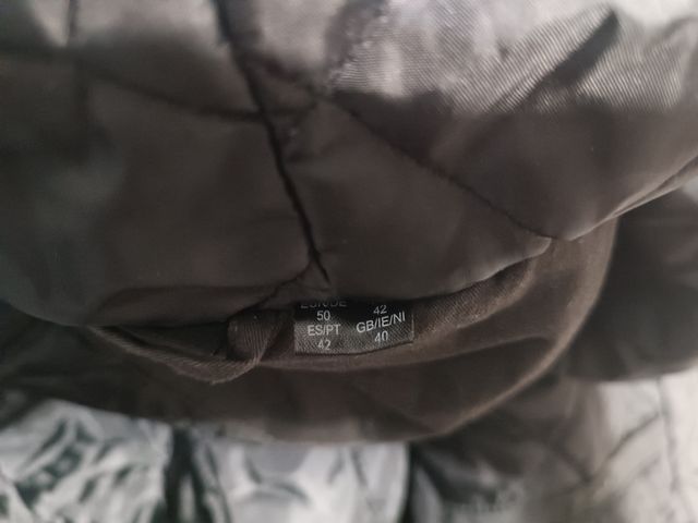 Chaqueta larga.Talla L.