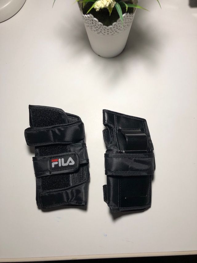 Protecciones para skate Fila