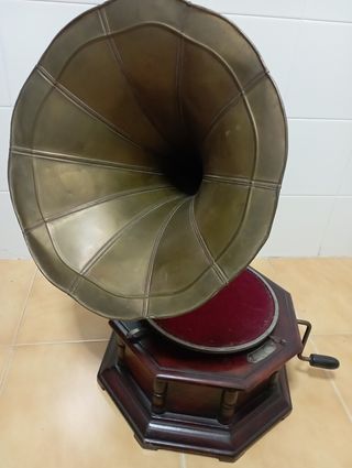 Gramola retro.