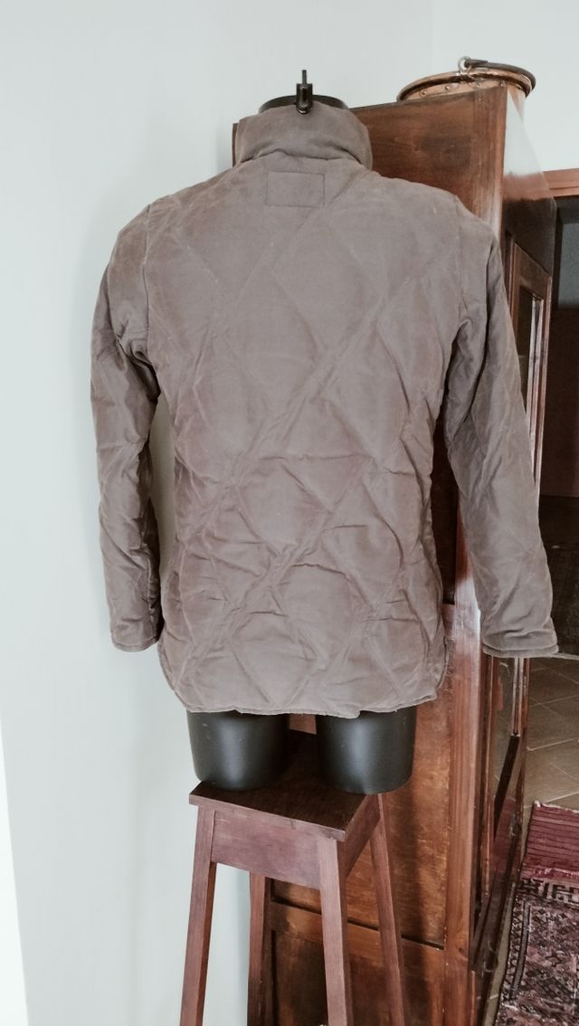 Giubbotto uomo . Senza cappuccio. Taglia 44.