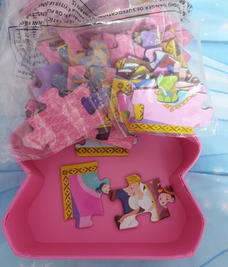 Puzzle princesa marca djeco de 36 piezas
