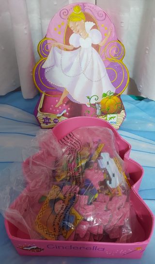 Puzzle princesa marca djeco de 36 piezas