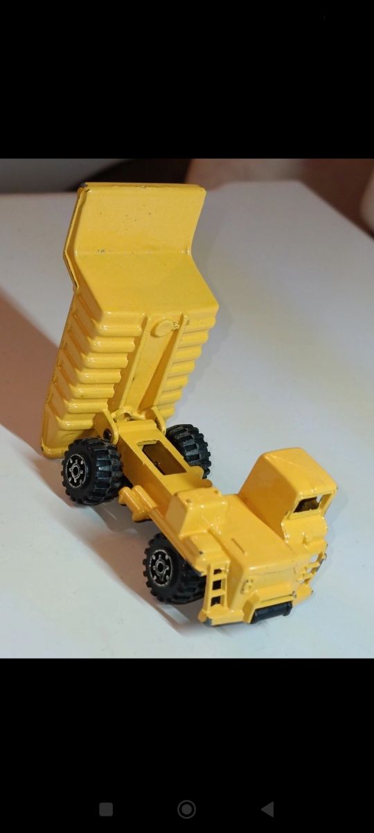 *CAMION CANTERA DE METAL GUISVAL 1/64