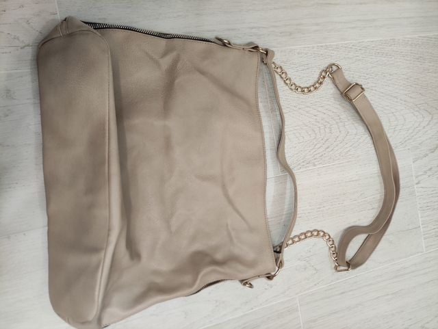 Bolso de hombro beige