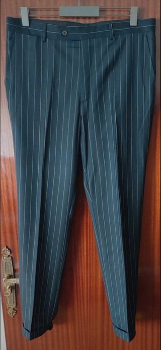 Traje de hombre de CH Carolina Herrera. 42