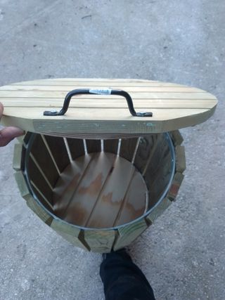 Vendo papelera madera 