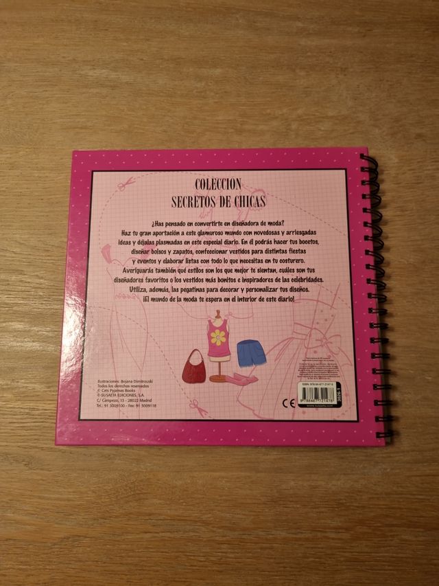Libro infantil SECRETOS DE MODA