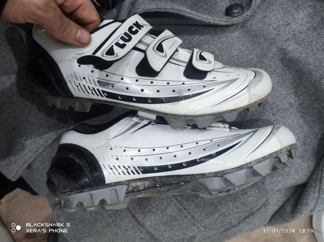 Zapatillas ciclismo luck