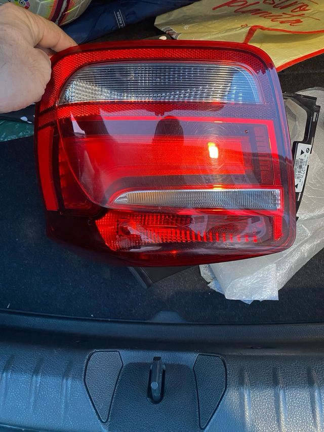 piloto trasero bmw 120