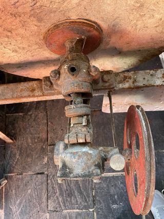 piedra de afilar ( moa)