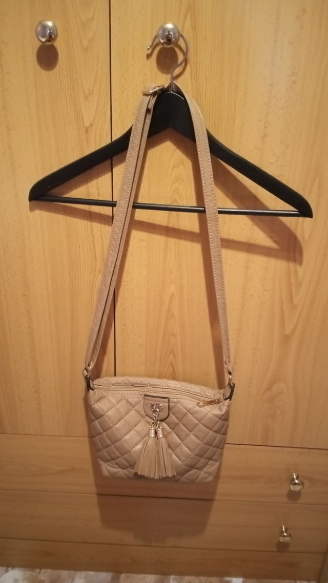 Abrigo para persona mayor y bolso a juego.!