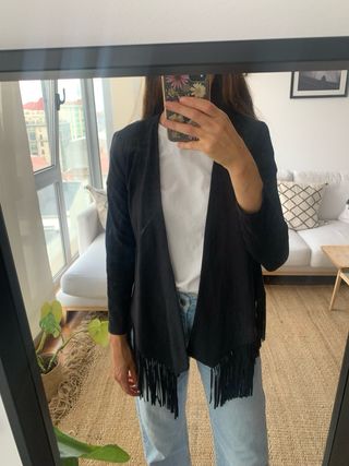 Chaqueta con flecos fe Pull&Bear