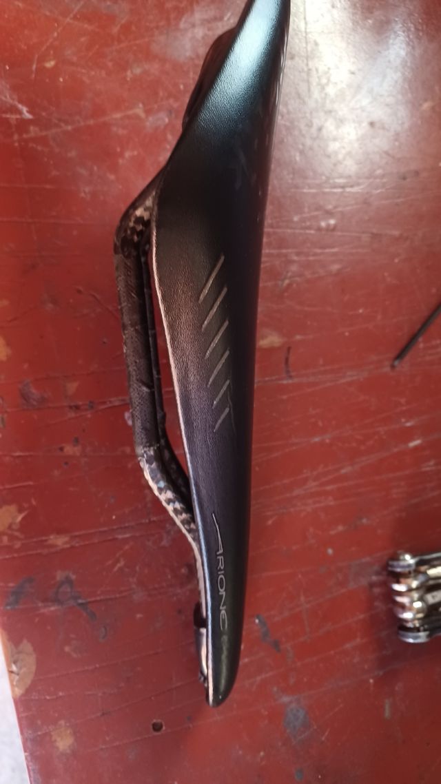 Sillin Fizik Arione Cx de carbono