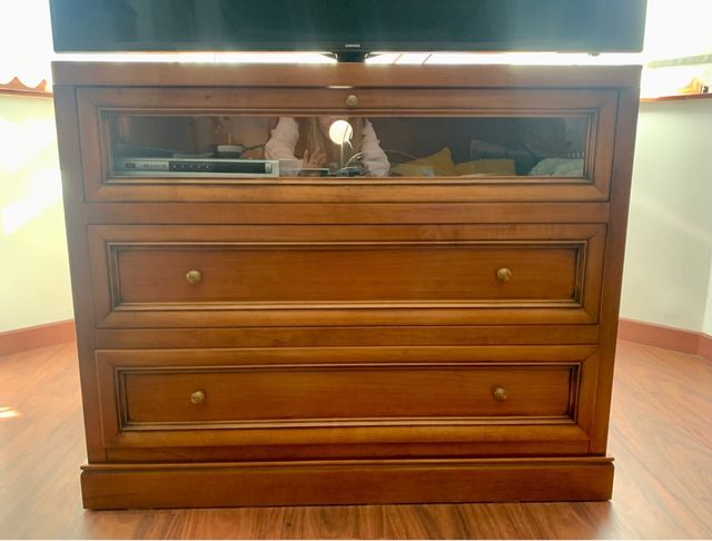 Mueble TV madera maciza