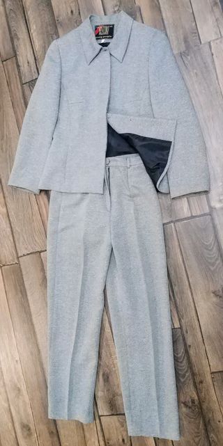 Traje mujer Sentido Comun talla 40