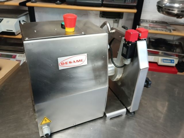 Sierra de huesos circular GESAME