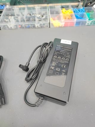 Cargador patinete electrico 