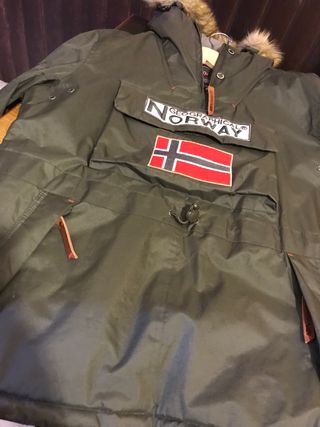 Parka Geographical Norway talla M caqui