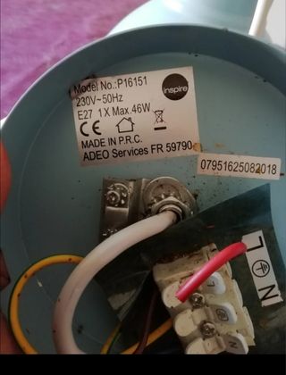 Lampadario in metallo a soffitto