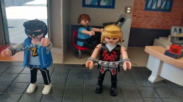 Comisaría policía play mobil