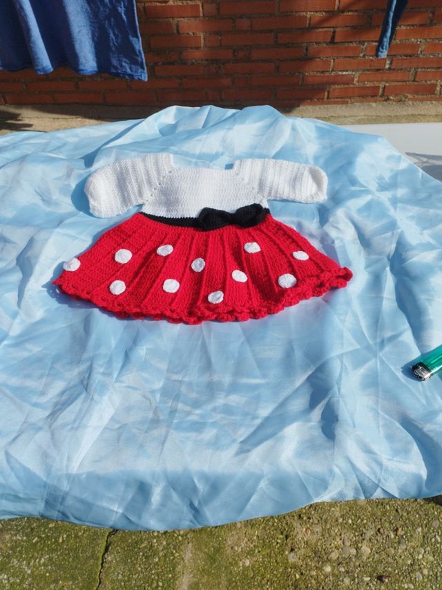 Abiti per bambini fatti a mano