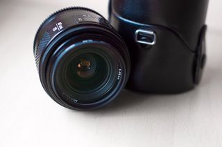 Lente Minolta 28mm f2.8