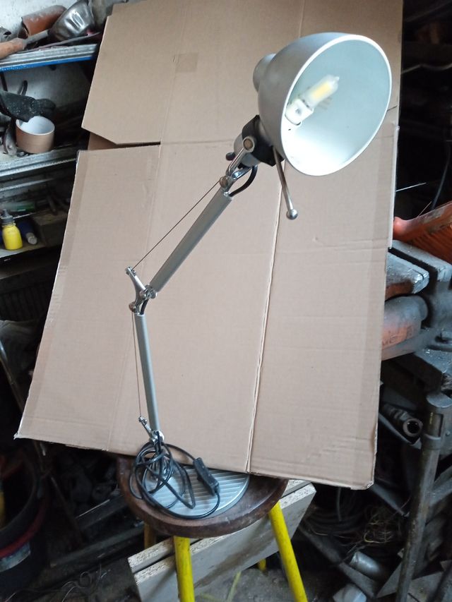 Lampara de escritorio