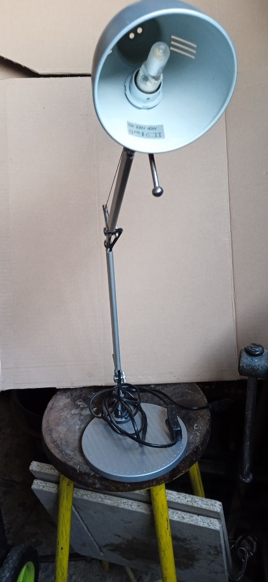 Lampara de escritorio