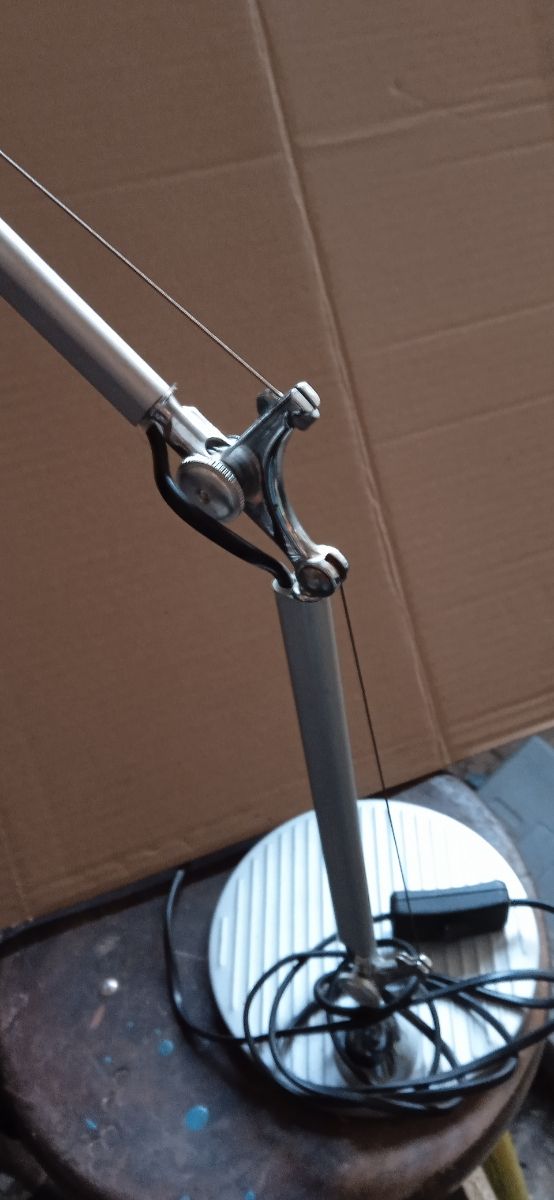 Lampara de escritorio