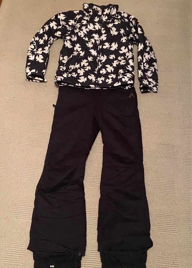 traje esqui esquiar chica ROXY