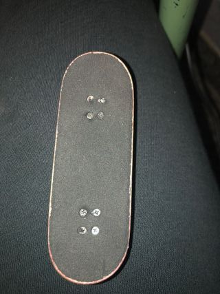 finger skate