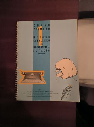 Máquina de escribir Olivetti STUDIO 46