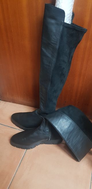 Botas