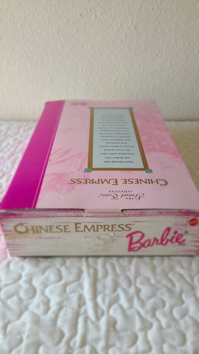 Barbie Emperatriz China de colección.