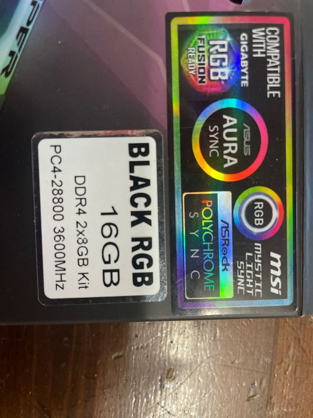 Memoria RAM 2x8 (16gb) RGB