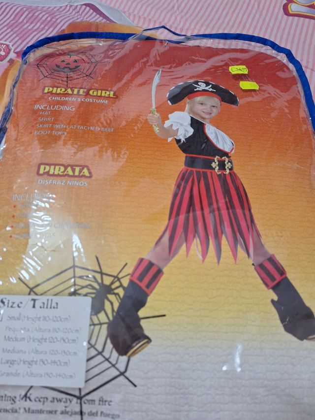 Difraz niña pirata