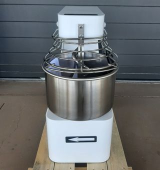 AMASADORA PROFESIONAL 5KG TOTALES DE MASA