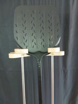 PALA  PARA PIZZA- CARBON DE ALTA CALIDAD