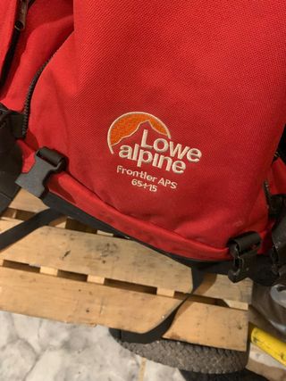 mochila lowe alpine frontler APS 65+15 nueba