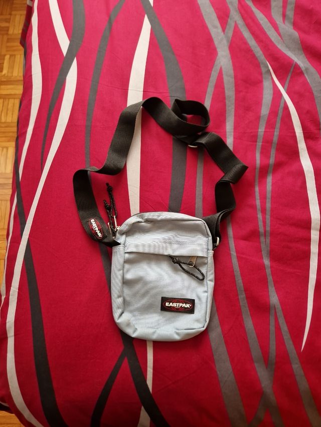 Borsello uomo Eastpak