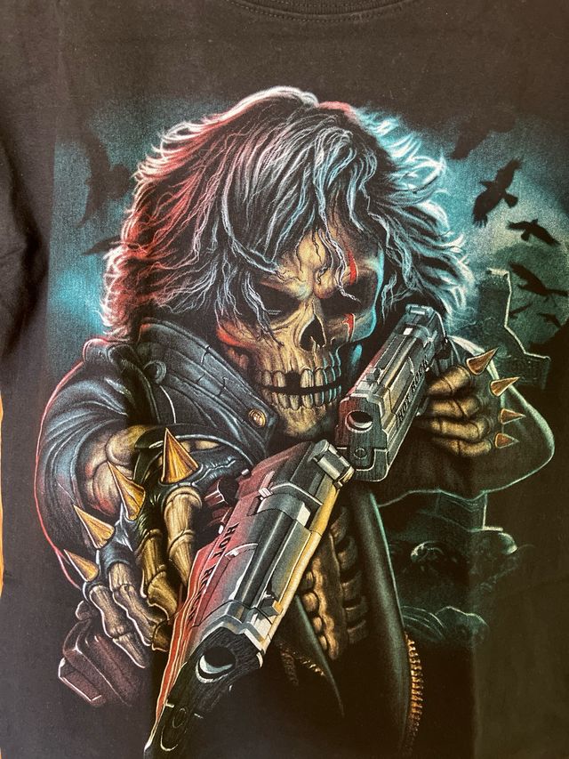 Camiseta esqueleto forajido